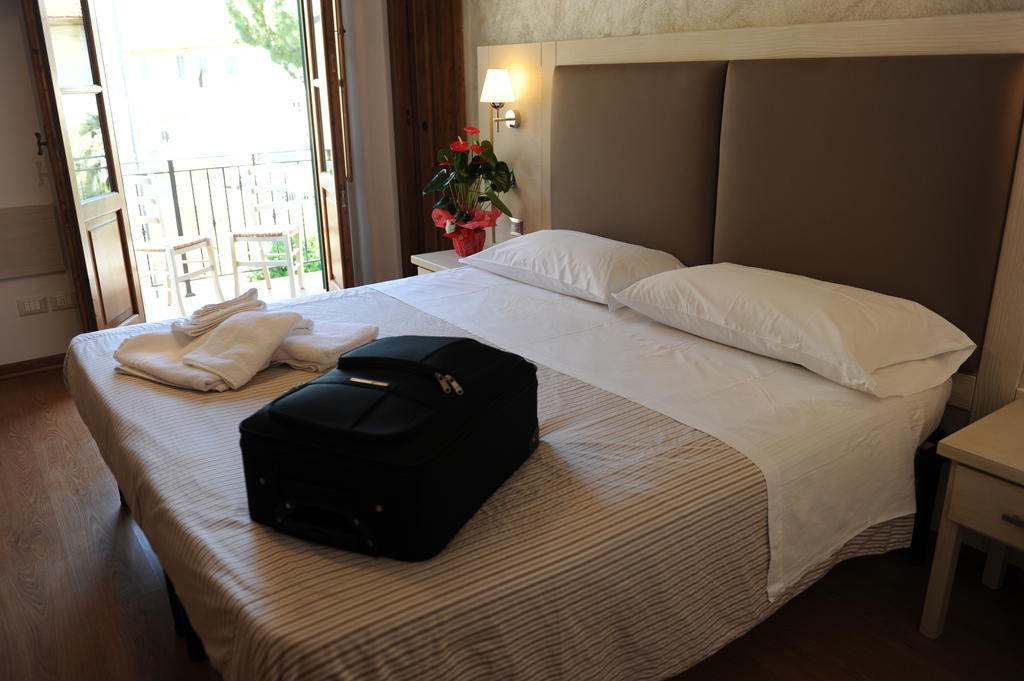 Super Relais Stella Hotel Signa Room photo