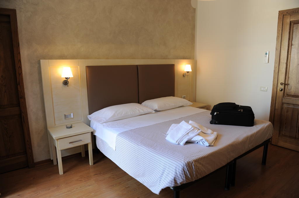 Super Relais Stella Hotel Signa Exterior photo